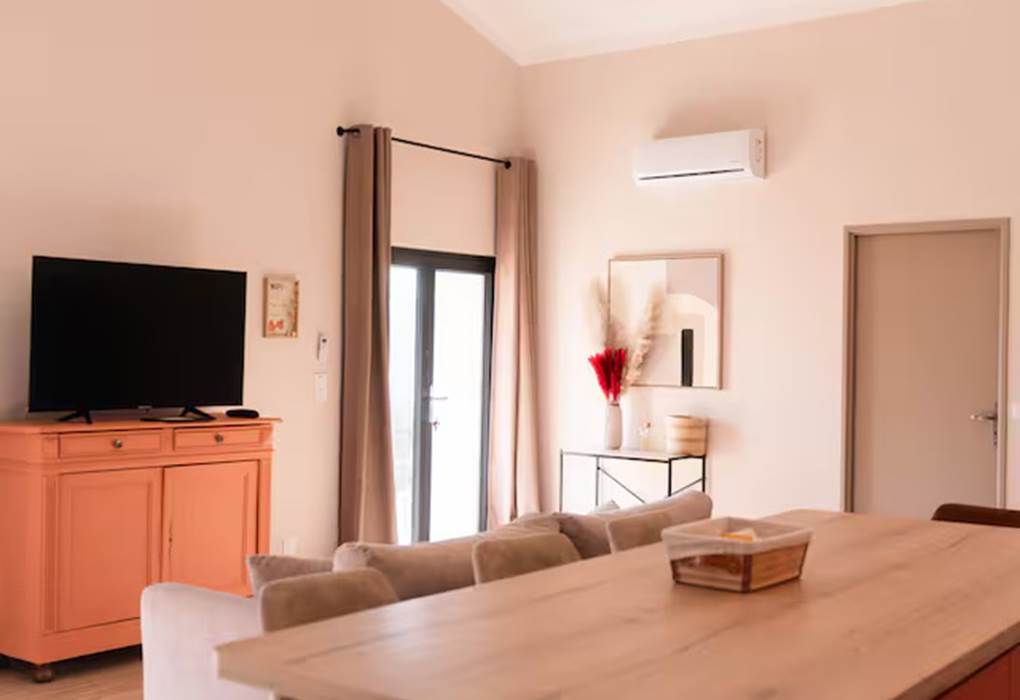 salon spacieux Appartement La Bastide