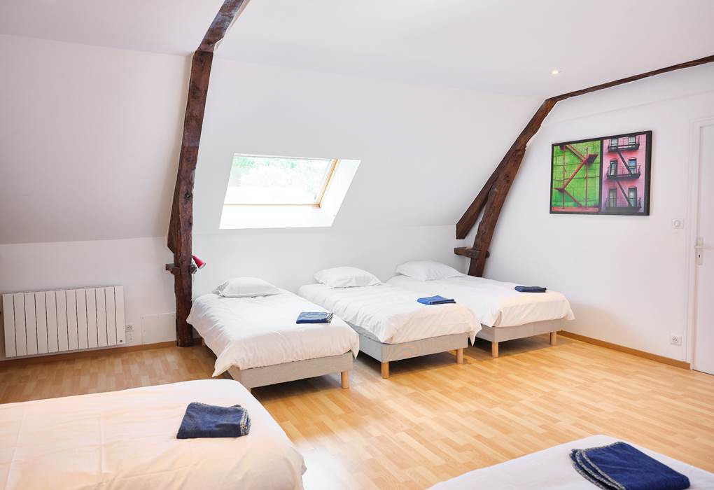 Dortoir 6 lits Etage Gîte Grande Evasion