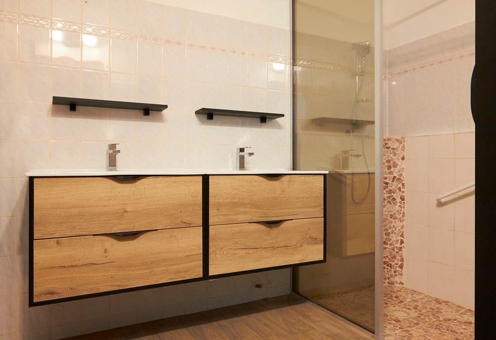 salle de bains rez de chaussée Gîte Evasion