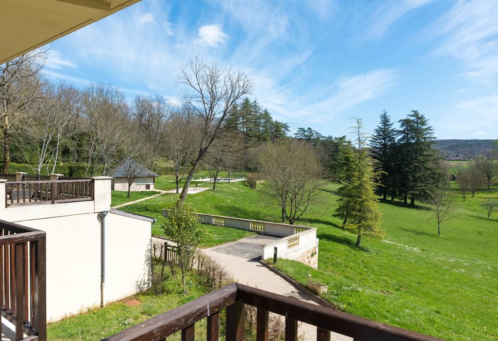 Chambre quadruple gentilhommière avec balcon vue parc