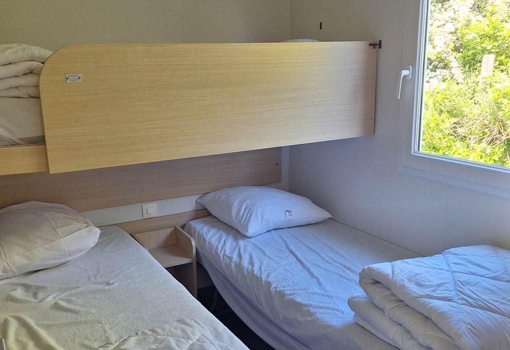 ch 3 2 lits simples + 1 lit - 6 ans