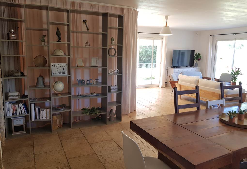 Salle de jeux rideaux fermés gite Provence Luberon Lub'heureux