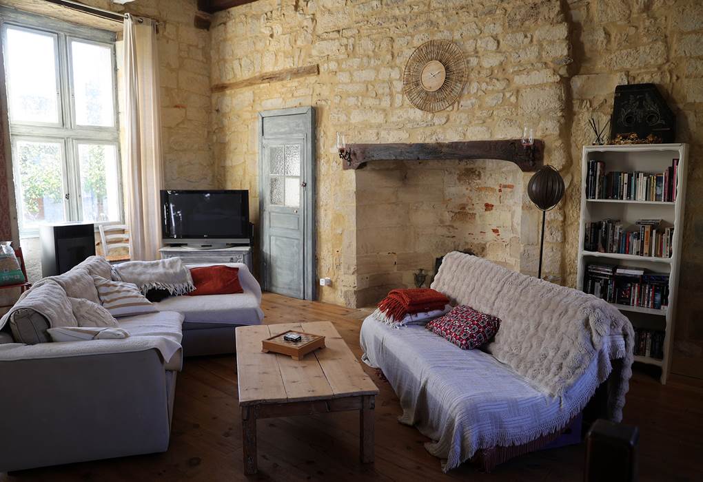 Château de Saint Chamarand, Aile Renaissance, salon et cuisine (2)