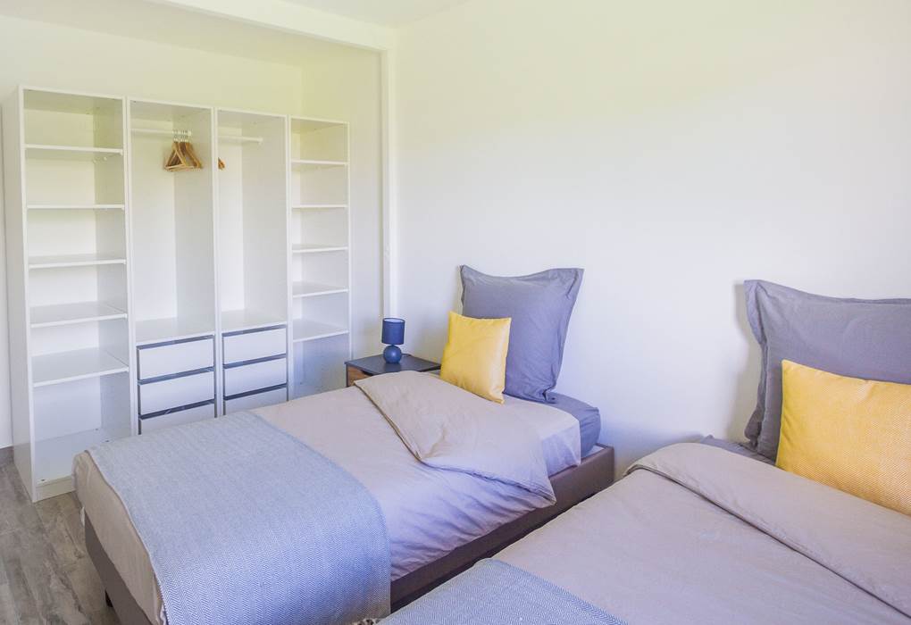 chambre climatisée deux lits simple