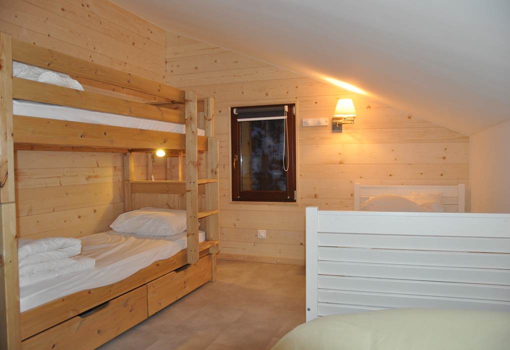 ESTABLOU #5 chambre e´tage