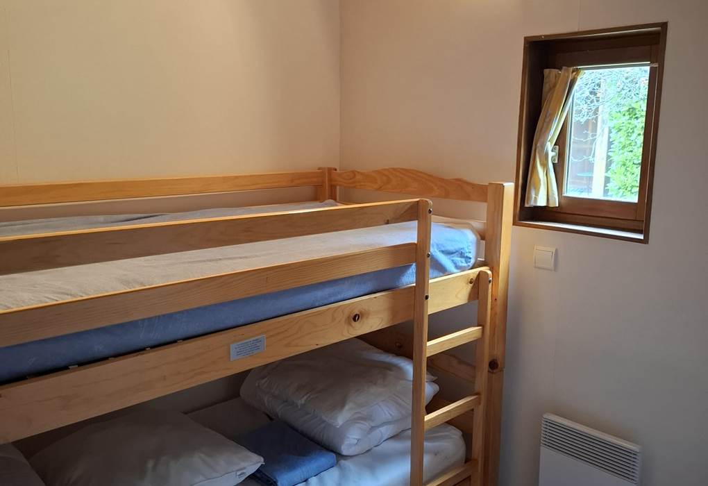 Chambre avec lits superposés