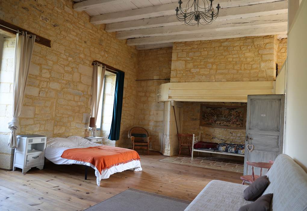 Château de Saint Chamarand, chambre des Dauphins