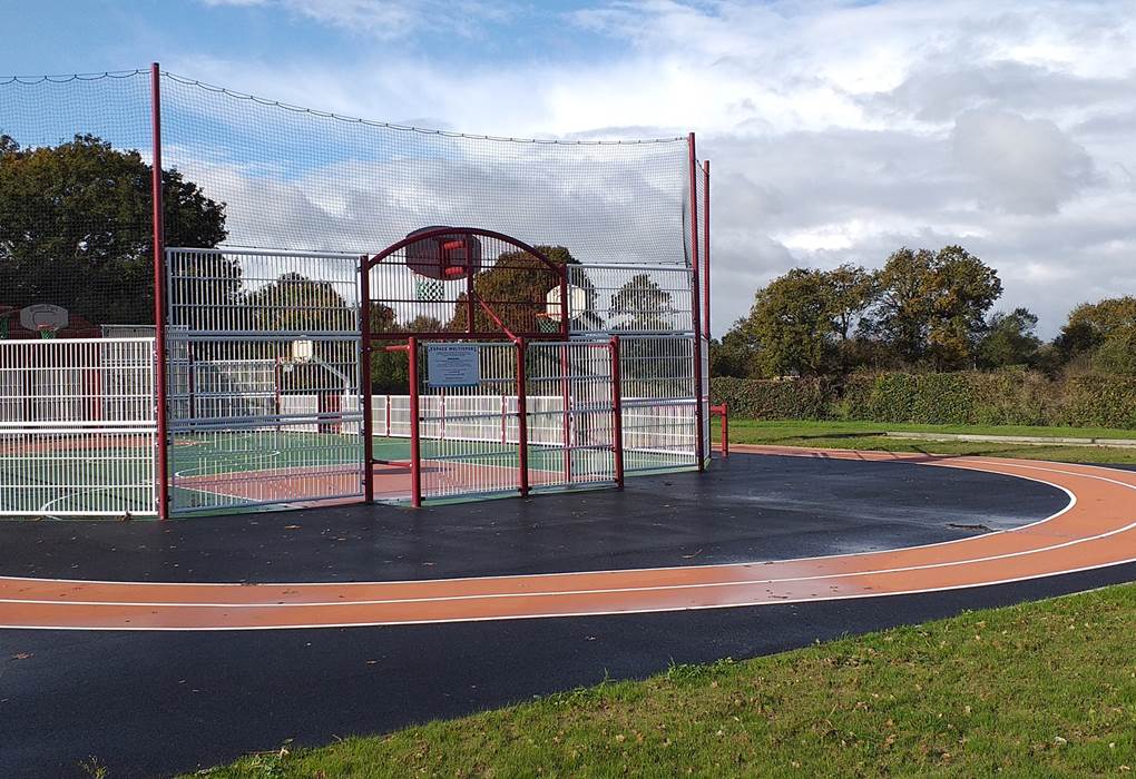 Terrain multisports a 350m