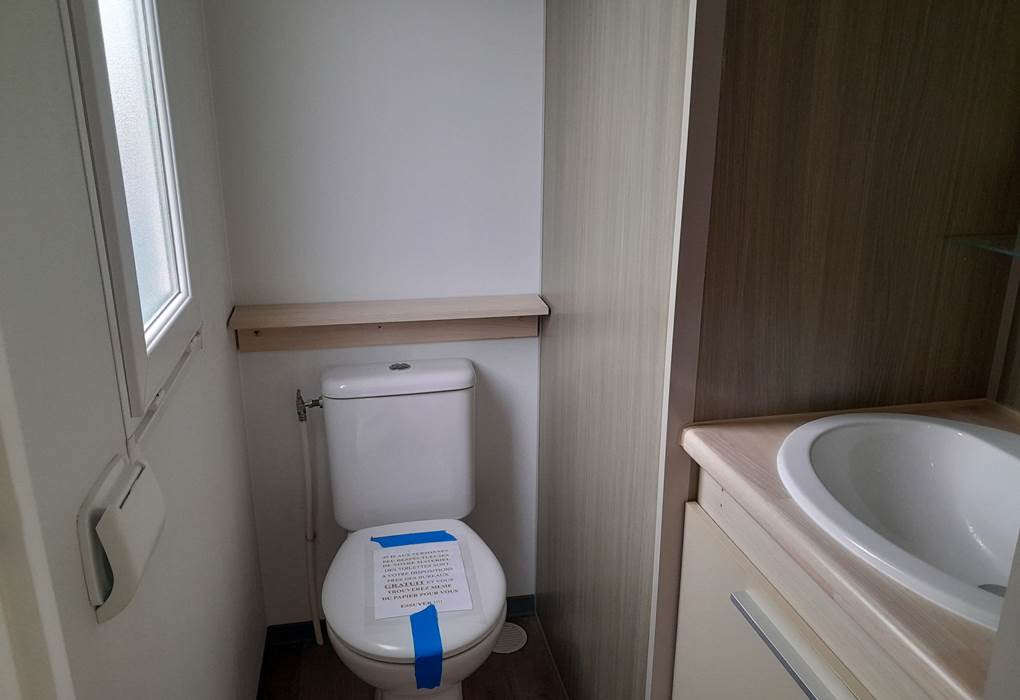 nymphe 1 wc + lavabo