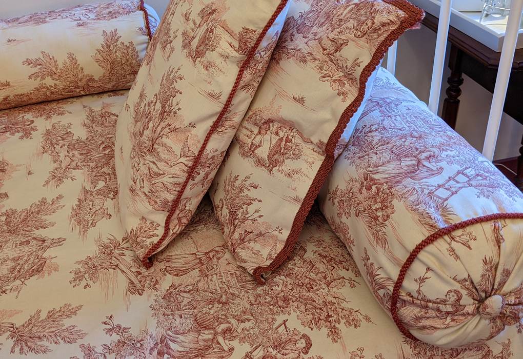 DETAIL AMEUBLEMENT TOILE DE JOUY