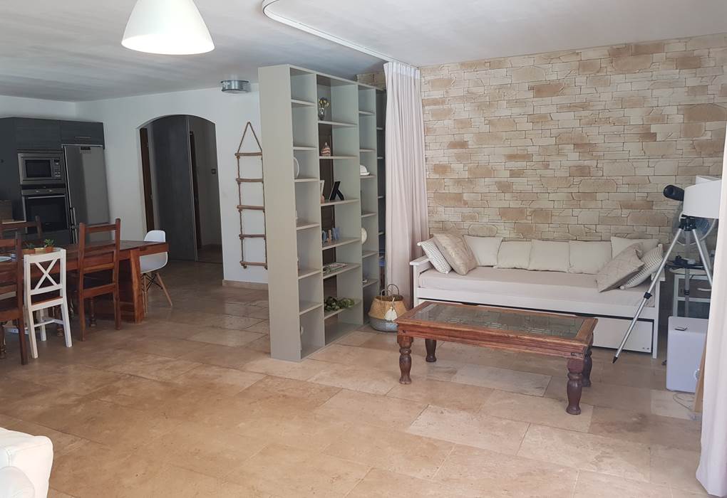 Salle de jeux gite Luberon Lub'heureux, Moments merveilleux en Provence