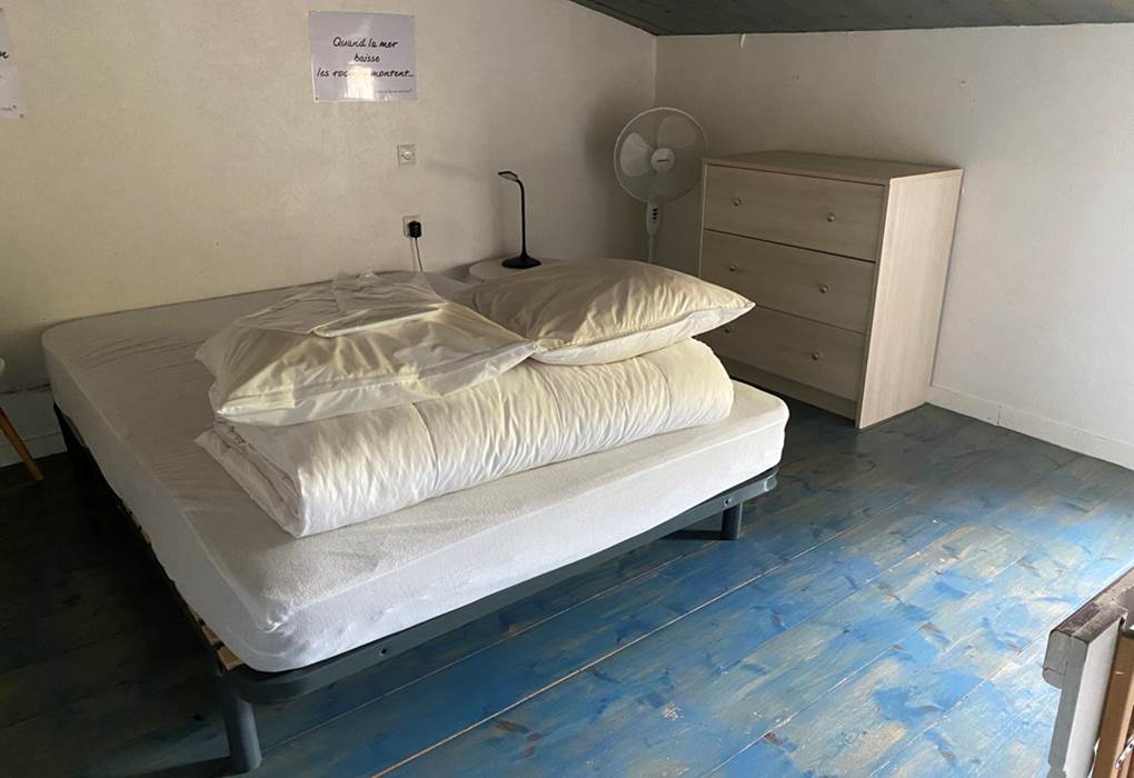 Chambre en duplex avec 1 lit de 140cm