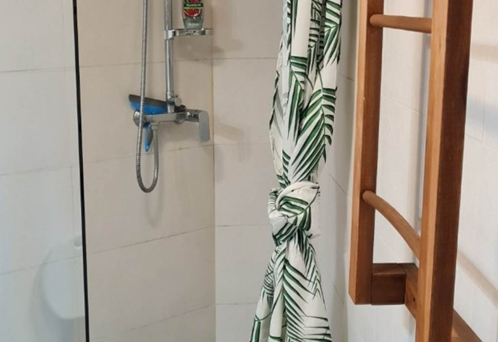 DOUCHE A L'ITALIENNE