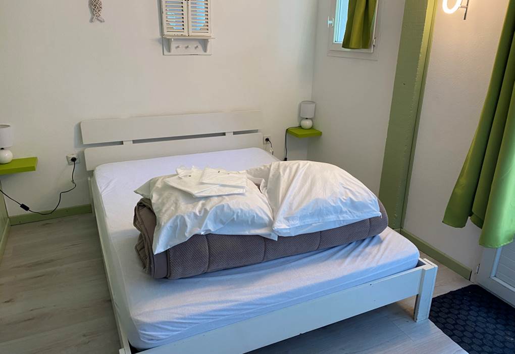 Coin nuit avec lit de 140cm