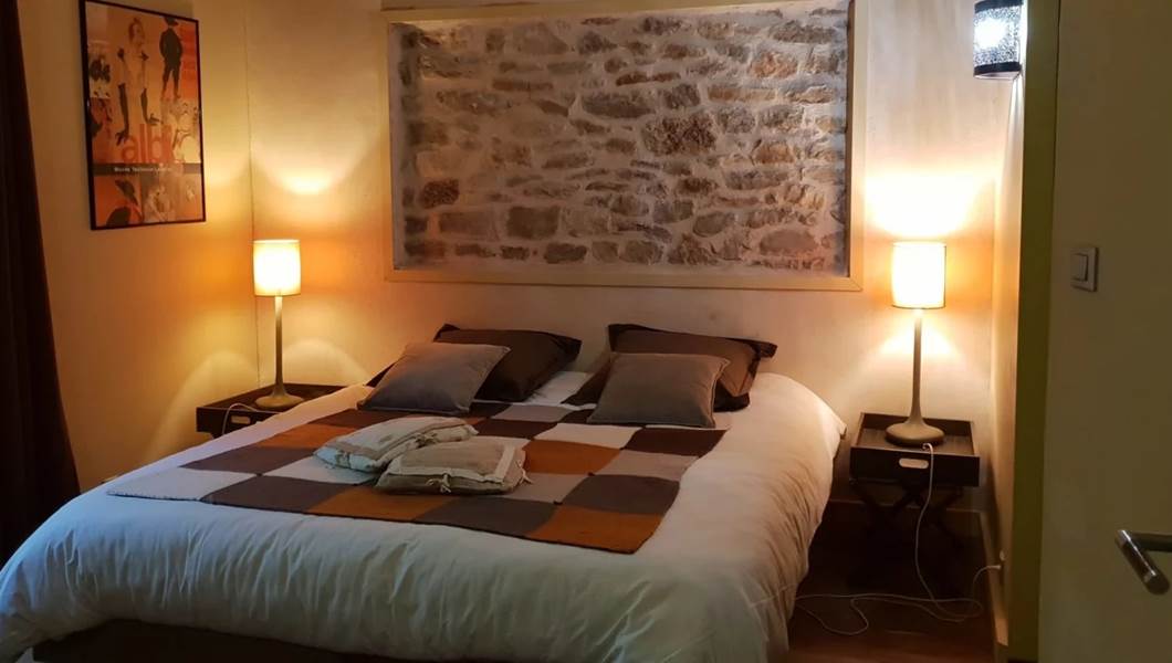 Chambre avec salle d'eau