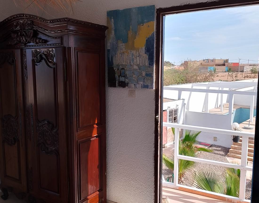 Chambre Double Vue Piscine avec Salle de bain Privative 3