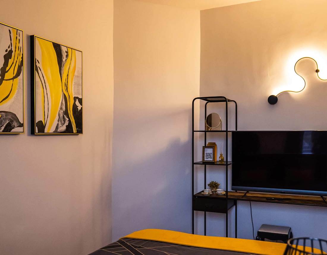 Télévision écran plat