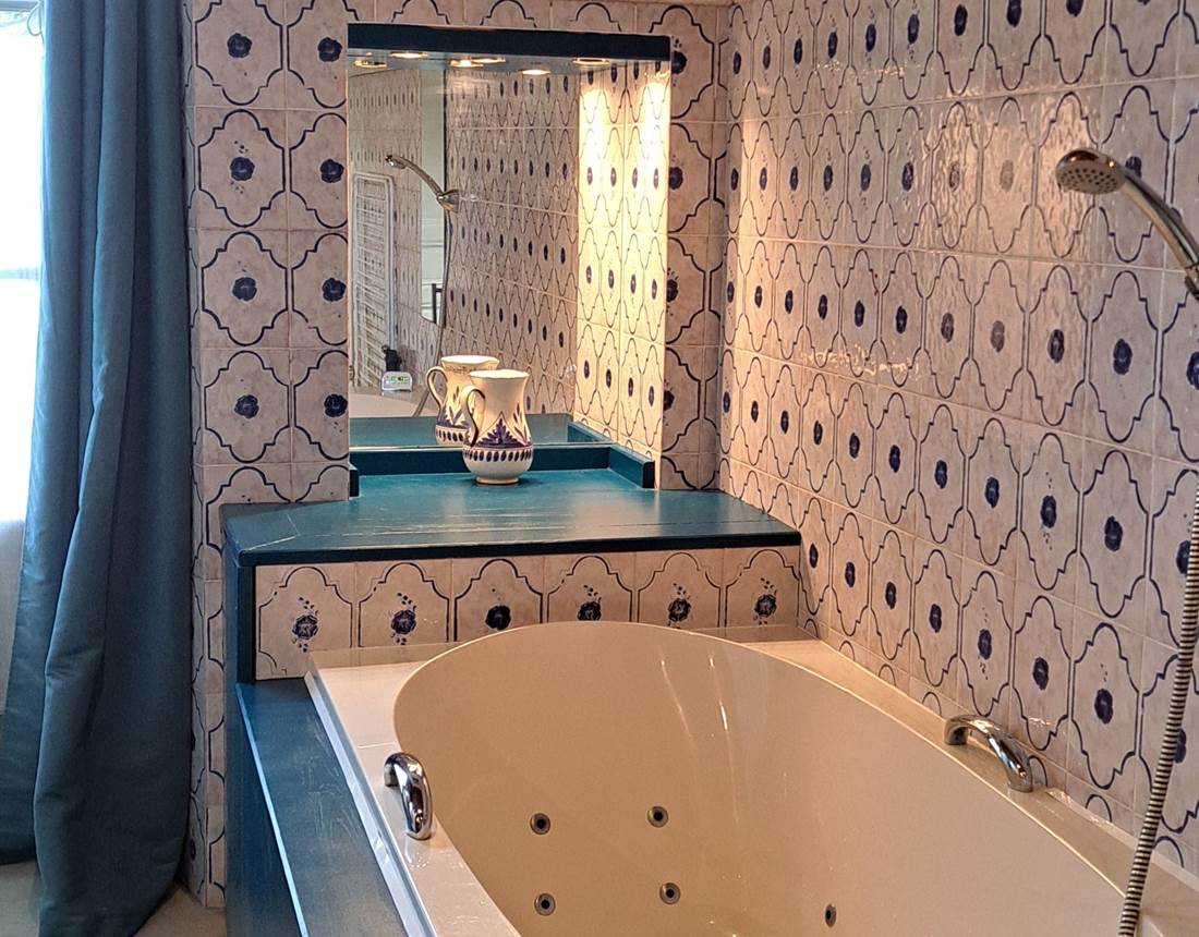 Salle de bains enfants Gîte INYAQAB