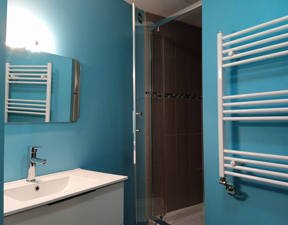 salle de bain de la chambre 7