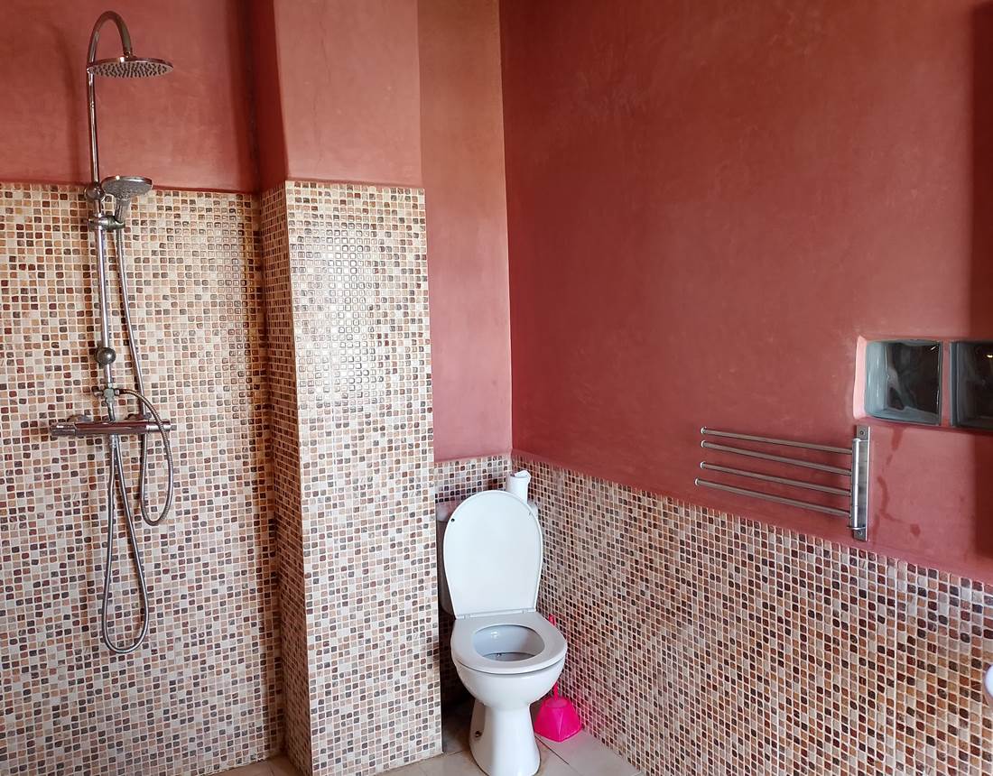 Chambres 1 & 2 Salle de Bain Partagé (12)