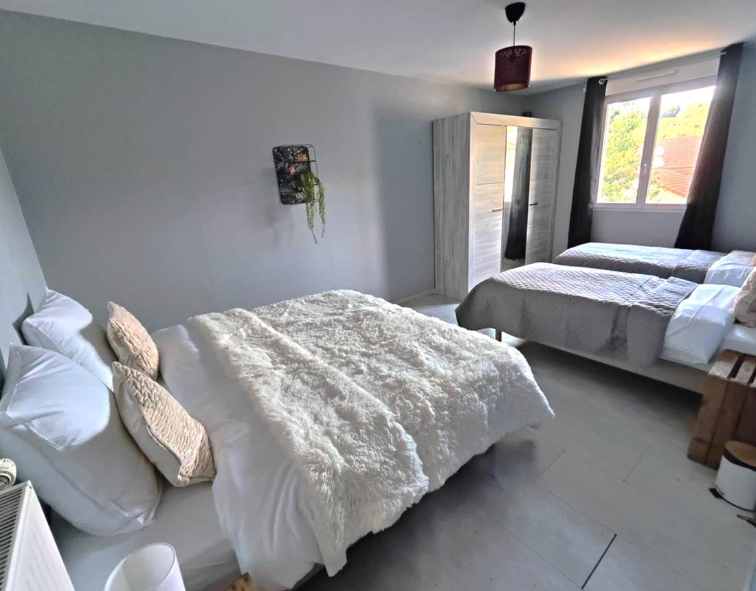 chambre-cocooning-au-vendangeoir-couvignon