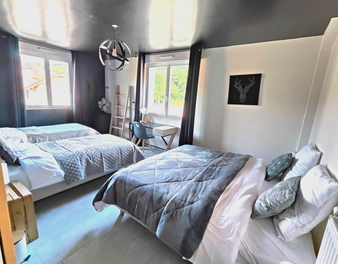 chambre-4-couchages-au-vendangeoir