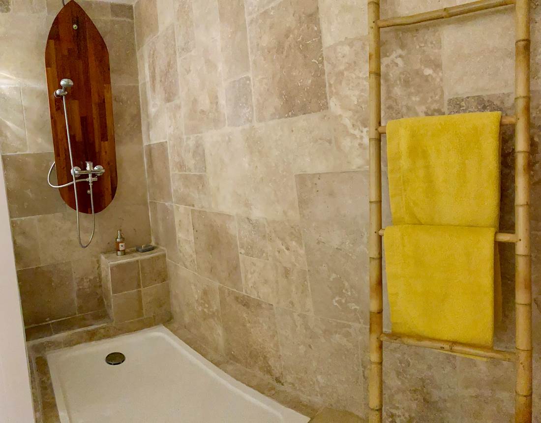 SALLE DE BAINS CHAMBRE TWIN