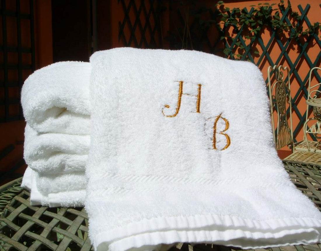 63972_10151537435986407_2116894000_n