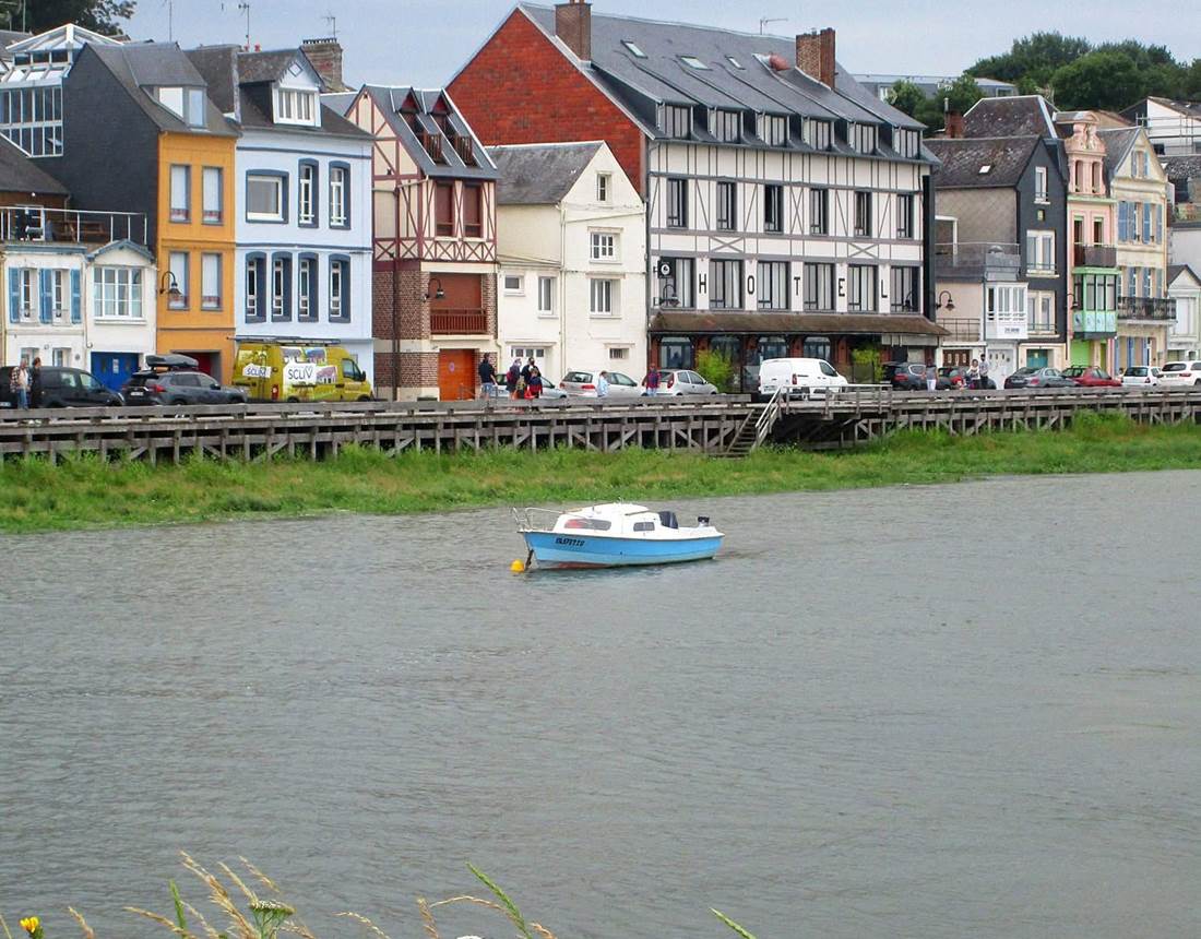 Saint Valéry sur Somme Gites La Baie des Remparts en Baie de Somme France