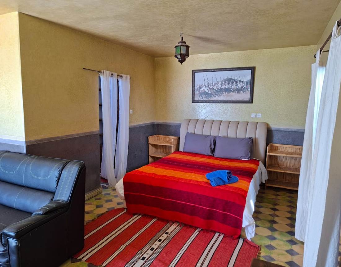 WhatsApp Image 2025-10-23 at 08.32.16