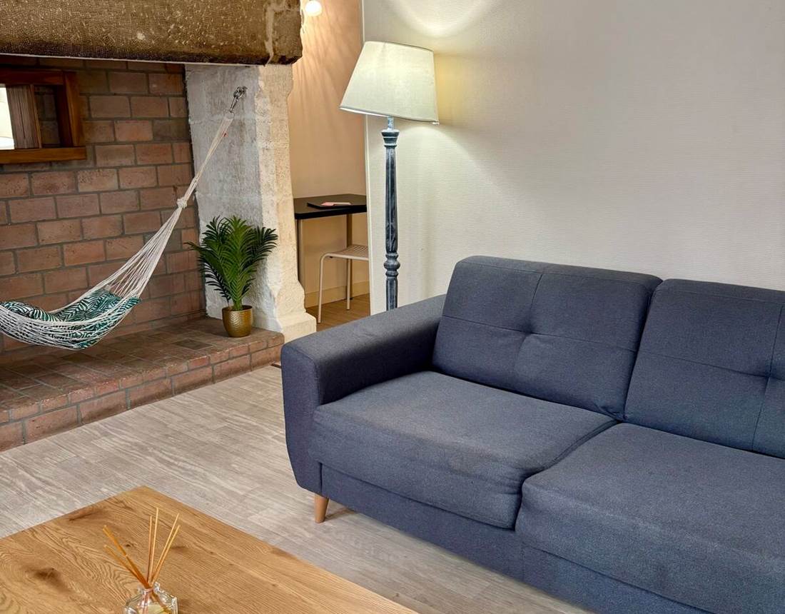 89855353-c1aa-46f3-978d-f325f74abf26