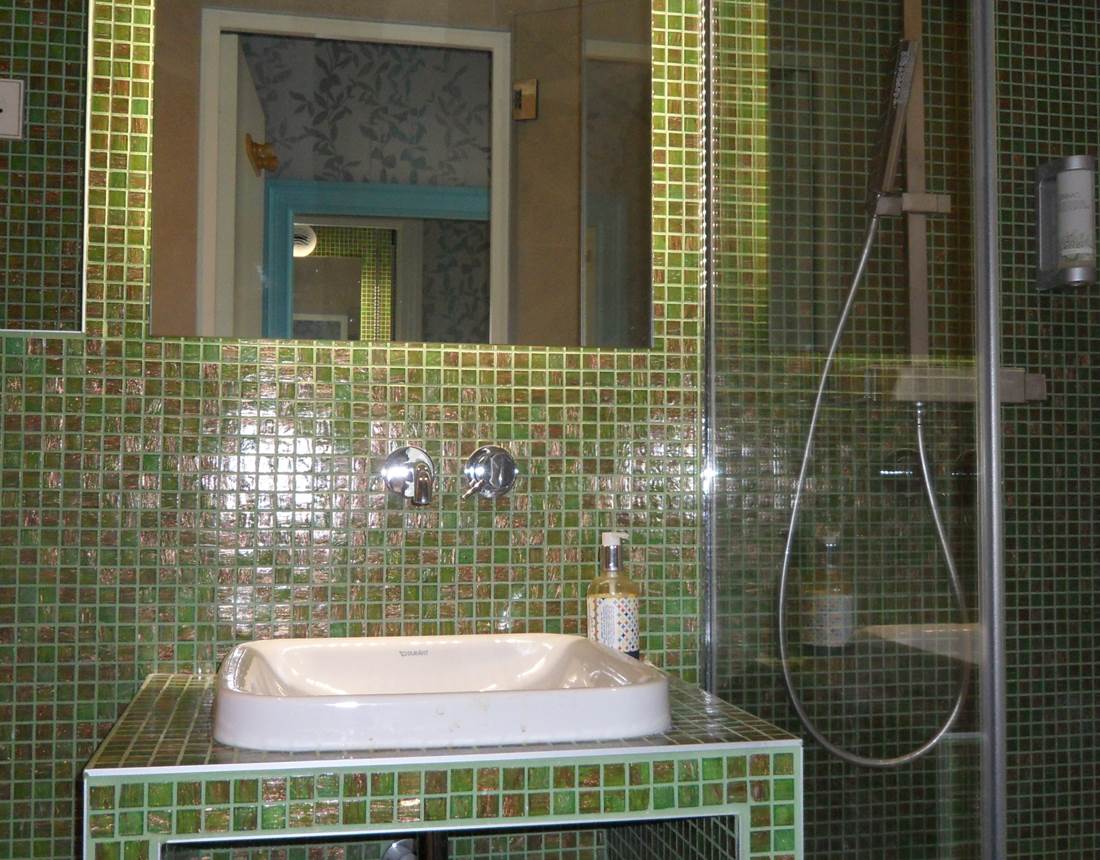 Salle de bain individuelle hotel jean bart paris 6 jardin du luxembourg