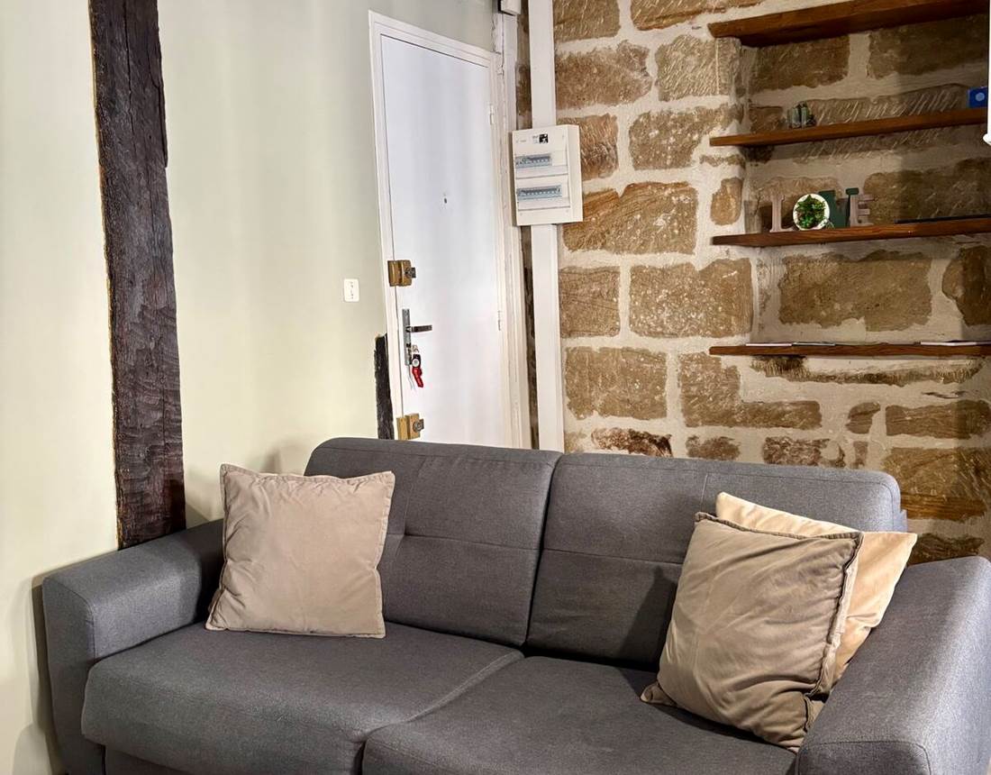 e2921aa3-2a3c-4387-b1c9-eb686020364d