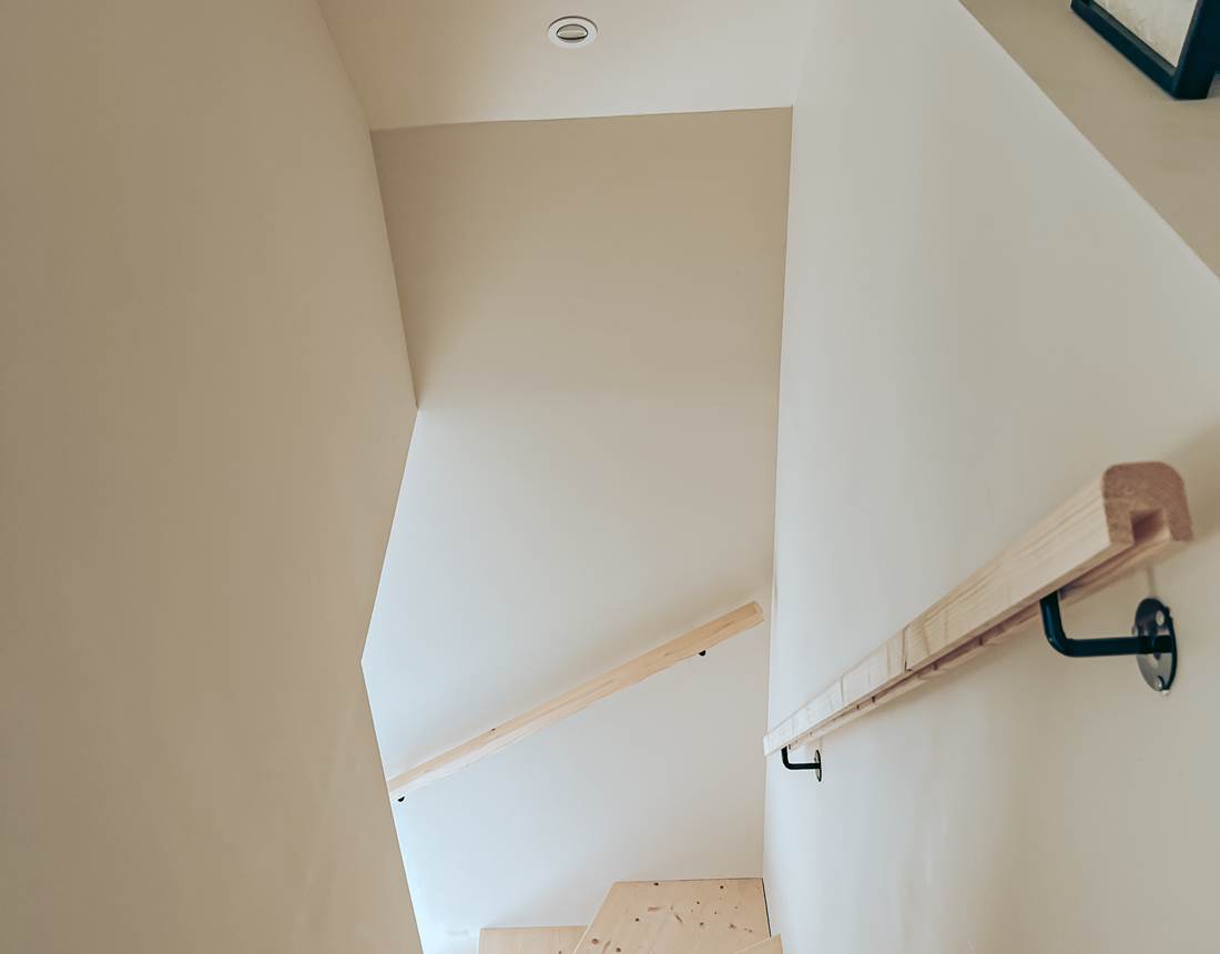 Escalier pour accéder à la chambre
