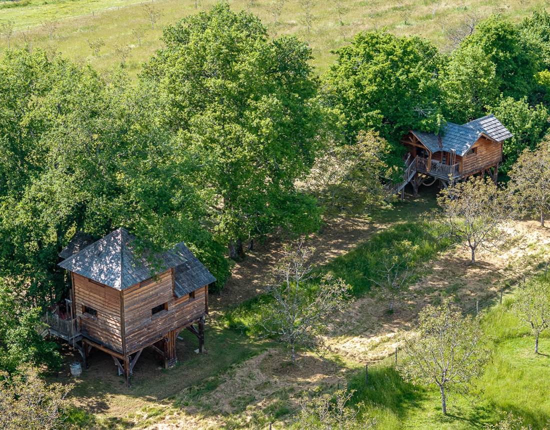 Vue aérienne Cabane perchées INYAQAB crédit photo logadrone