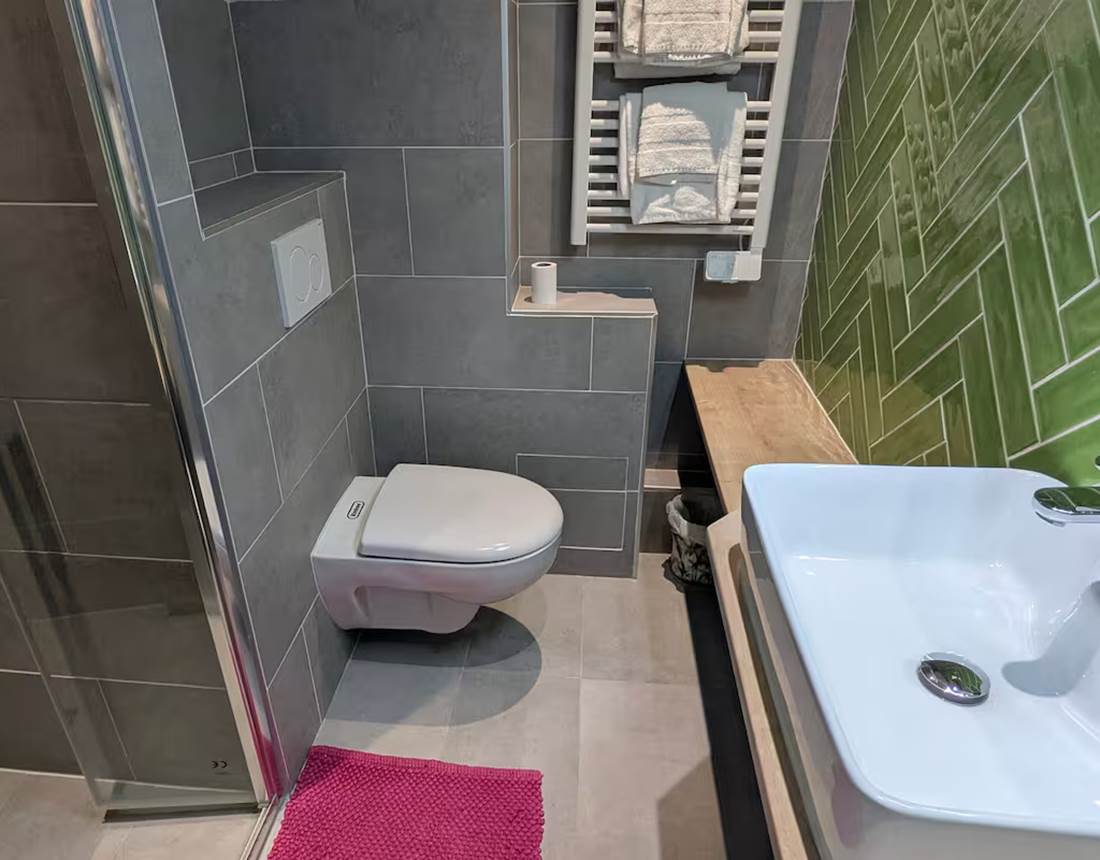 Salle De Bain Privative Hotel Jean Bart Paris 6