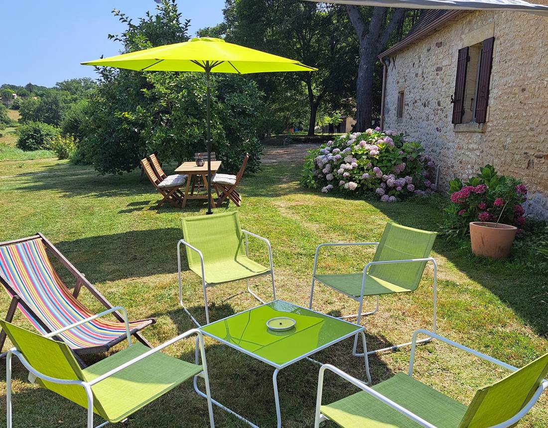 Jardin Gîte INYAQAB Dordogne Périgord