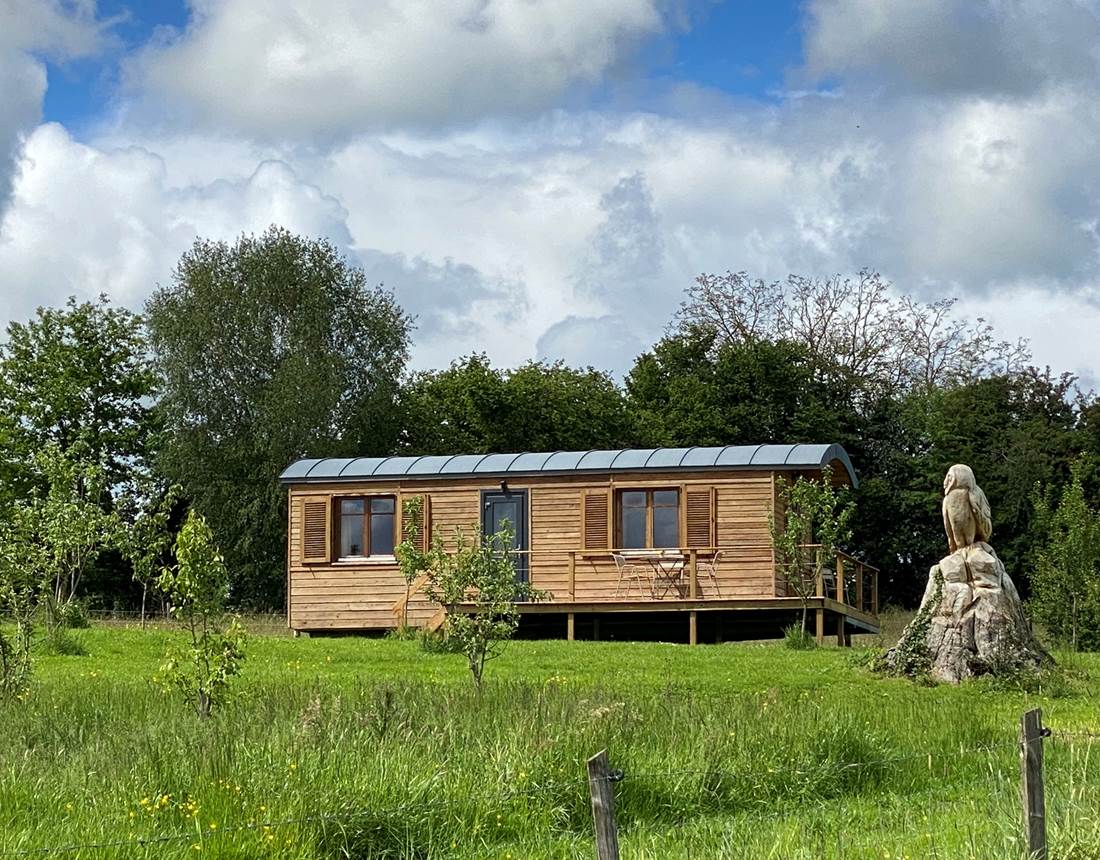 Les terres de la chouette, la Roulotte du Verger