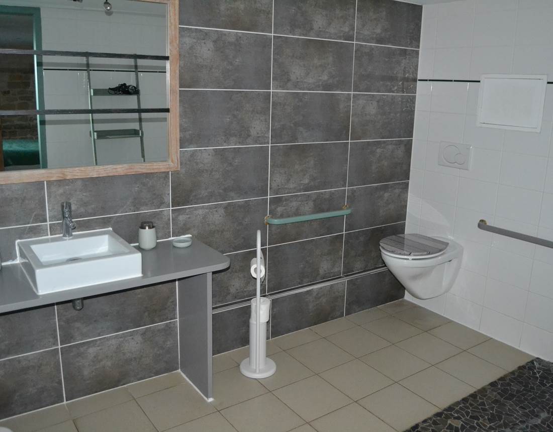 Salle d'Eau - Chambre d'hôte QUAI 17 (40M2) à La Rochelle Lodge