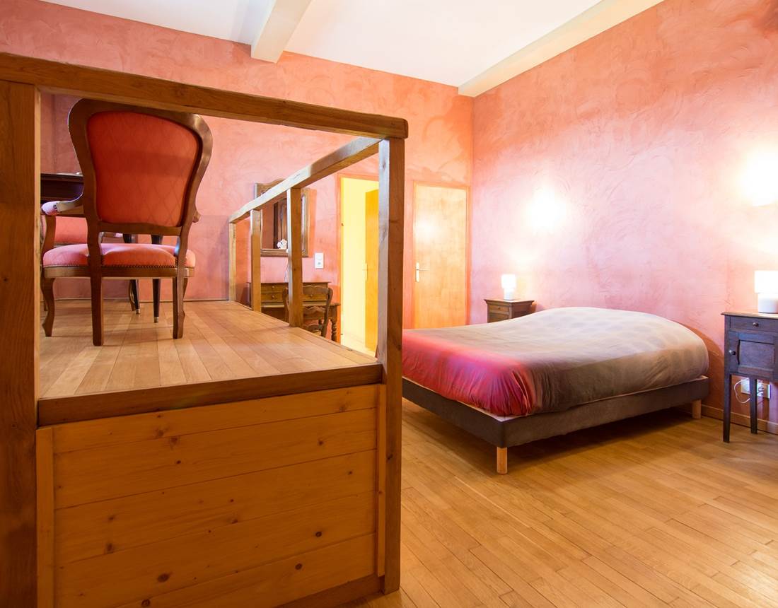 chambre 6 au 1er étage du gite de la Tour de guet