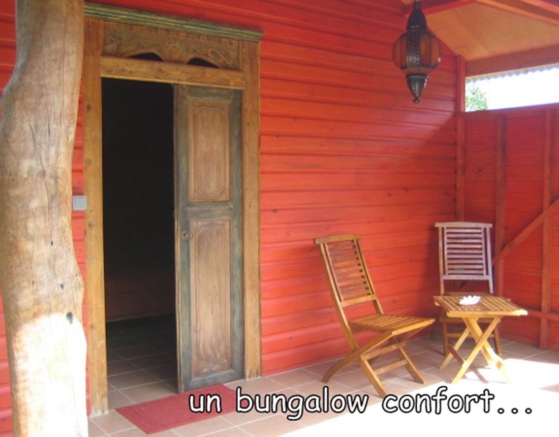 Extérieur bungalow confort "rouge"