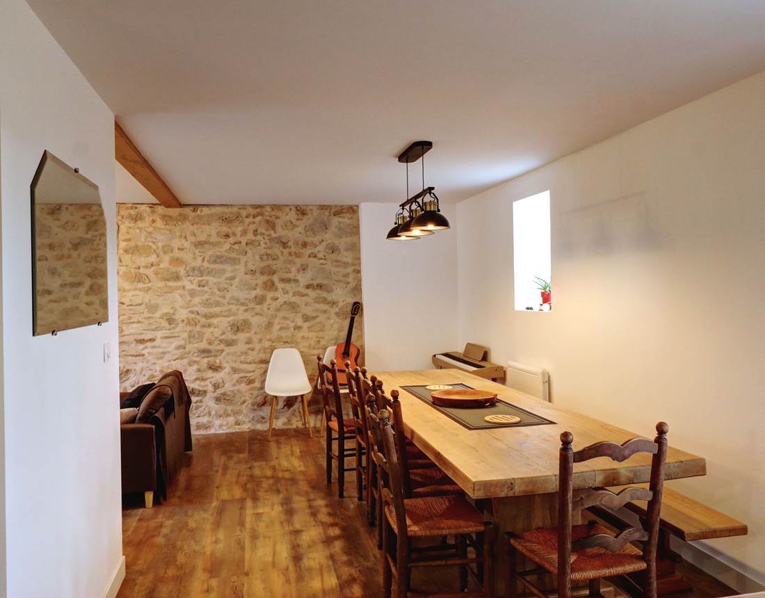 Salle a` manger 01 - Gi^te La Suite 2