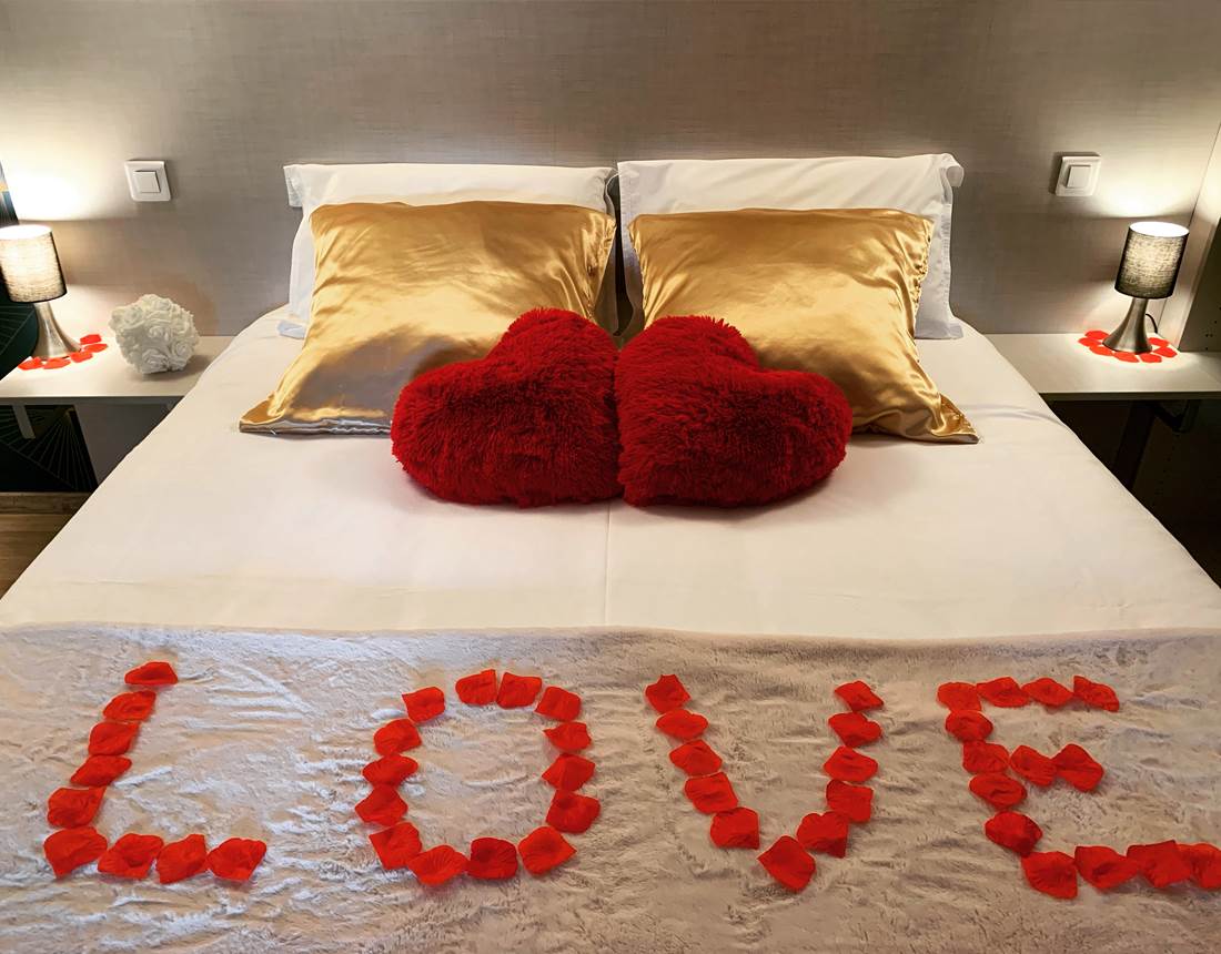 D0D0C98C-546C-4B85-A18D-B9A428801B3A