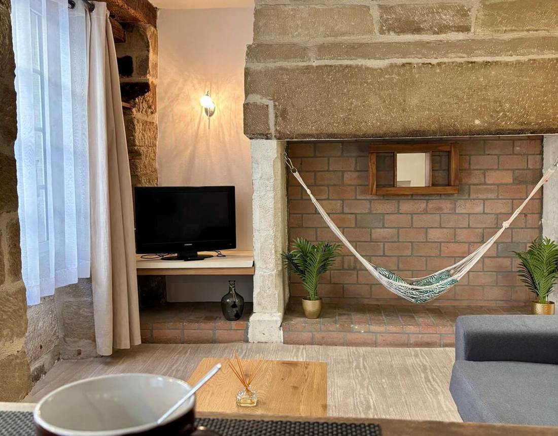 d1fbb76d-8881-4047-8928-3f55eed42c52