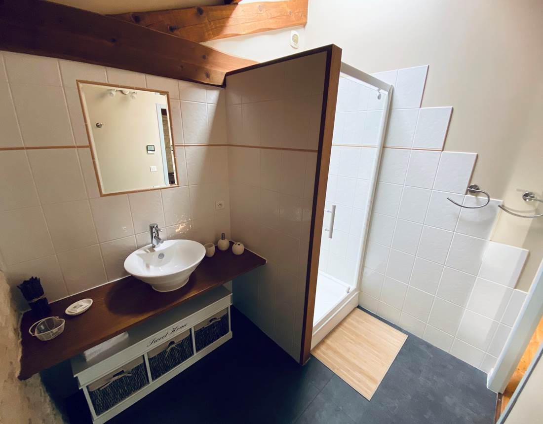 Salle d'Eau - Chambre d'hôte FLEUR DE SEL (32M2) à La Rochelle Lodge
