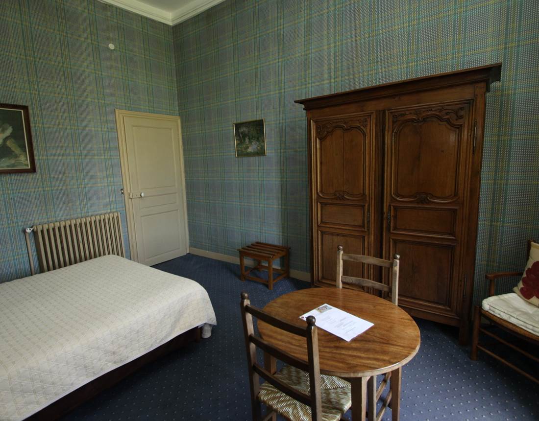 Les Jardins  avec vue sur les douves et le jardin