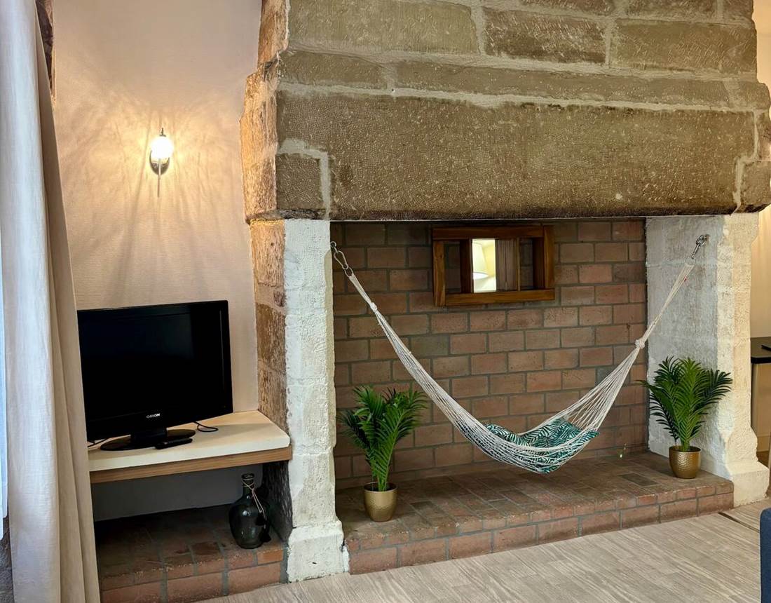 b877a274-c425-4634-ba82-d416af2fcebc