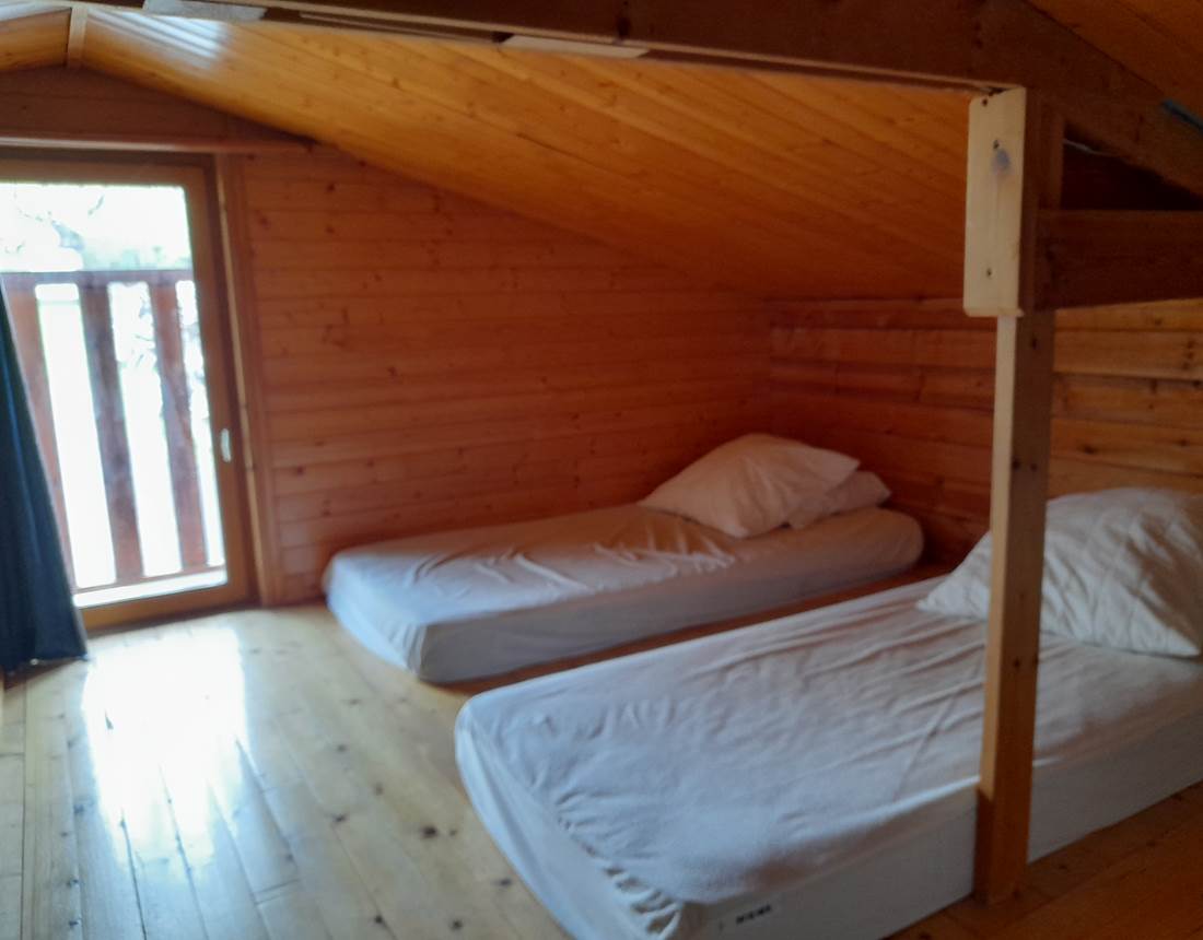 Couchages complémentaires en mezzanine 20220421_120803