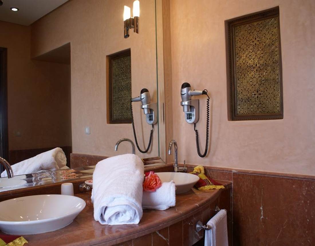 Salle de bain chambre Safran à Marrakech