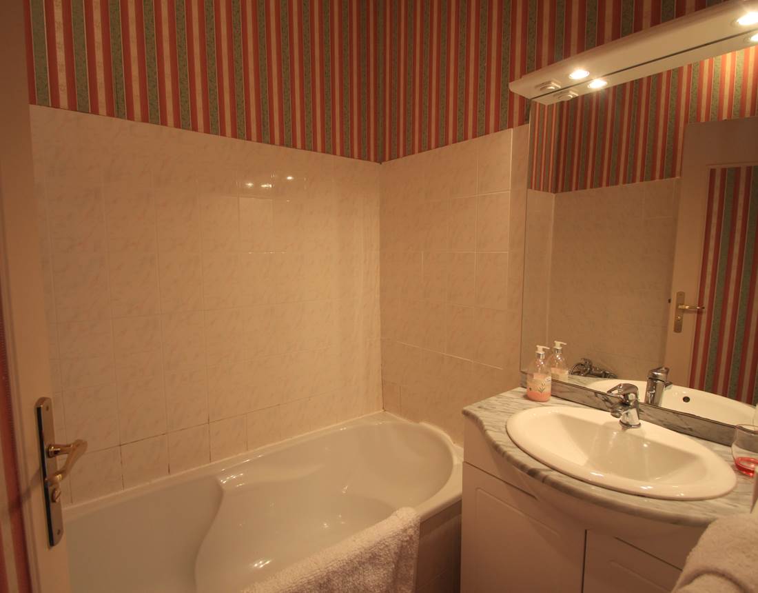 Salle de bain chambre  Alexandrine